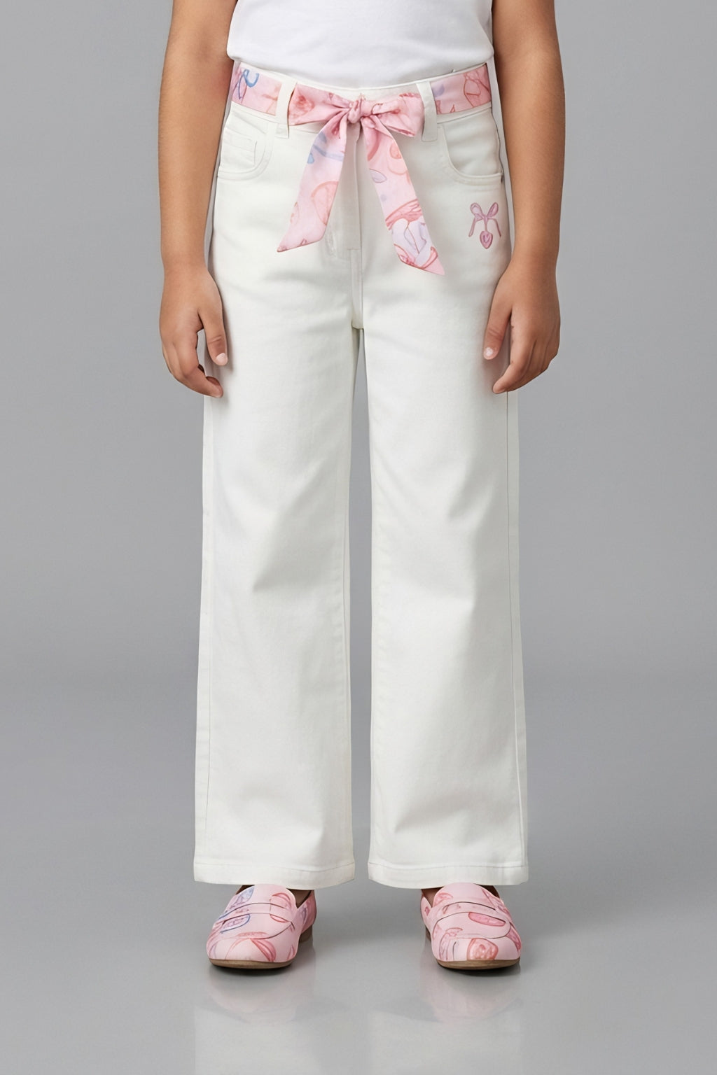 Barbie White Jeans with Pink Belt BAP601