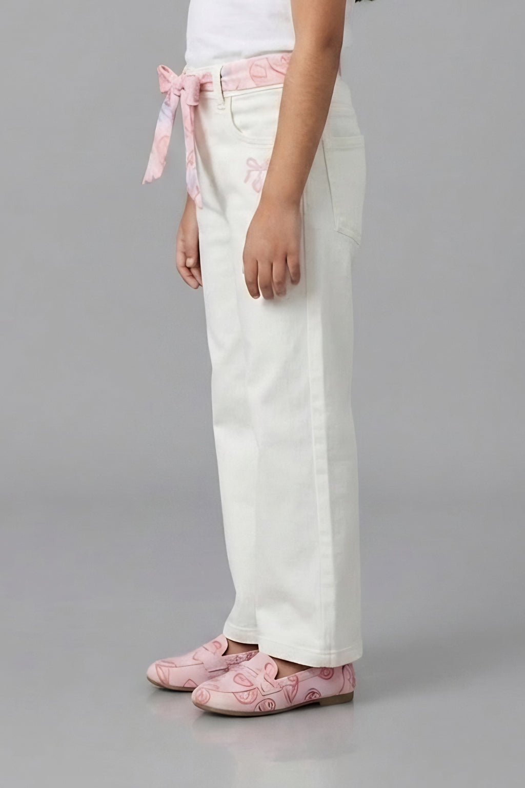 Barbie White Jeans with Pink Belt BAP601