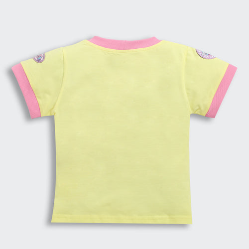 Barbie Yellow Unicorn Heart T-Shirt BATP2085