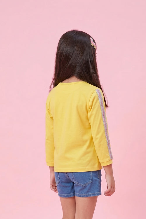 Barbie Yellow Graphic T-Shirt BATP2166