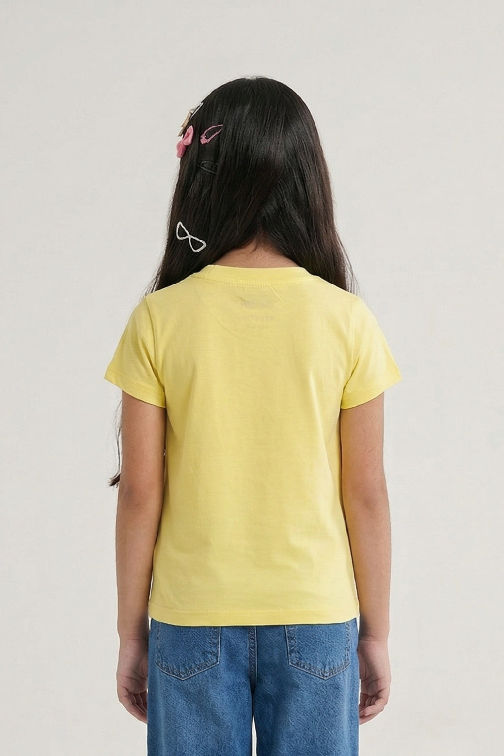 Barbie Yellow Girl Gang Graphic T-Shirt BATP2011