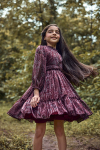 TinyGirls Maroon Printed Party Dress – Elegant Tiered Fit & Flare