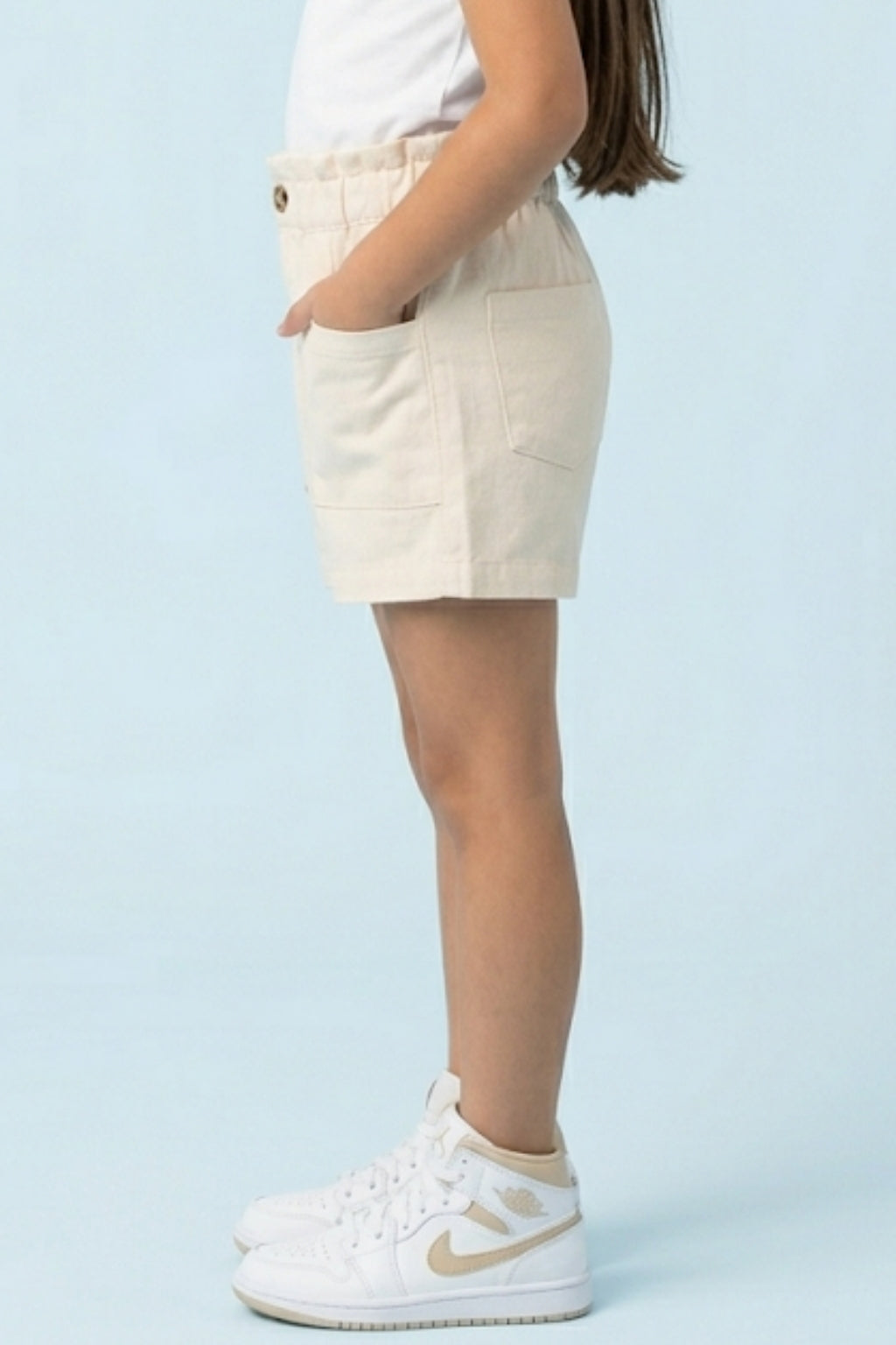 Off White Shorts With Pockets H1036
