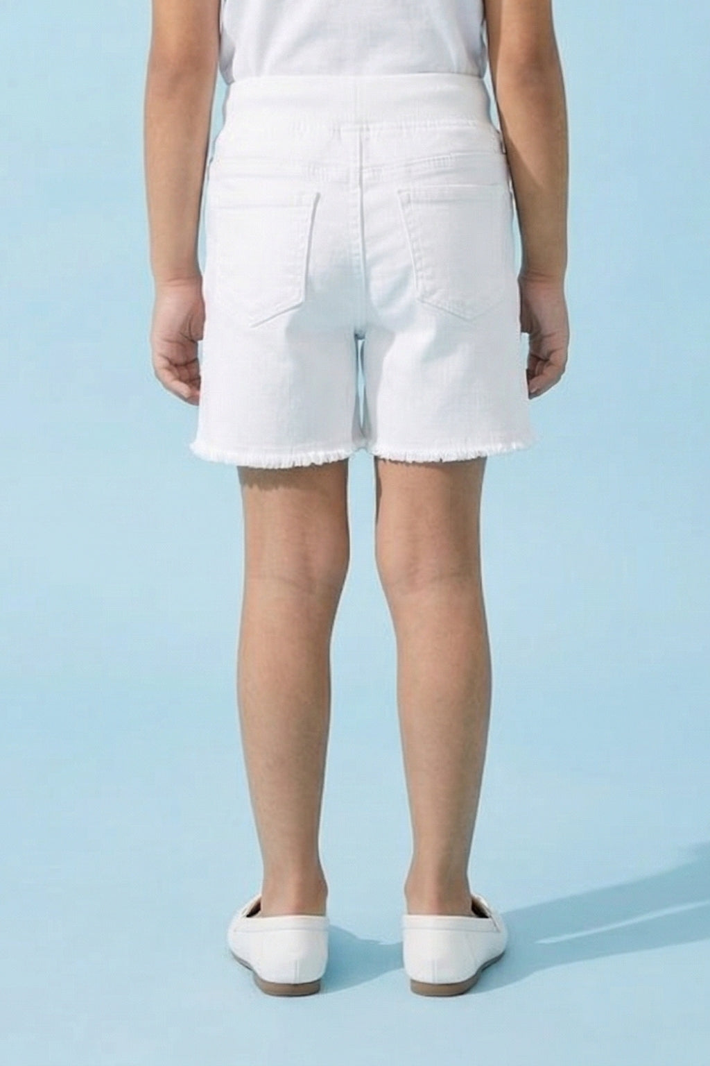 White Denim Shorts H969