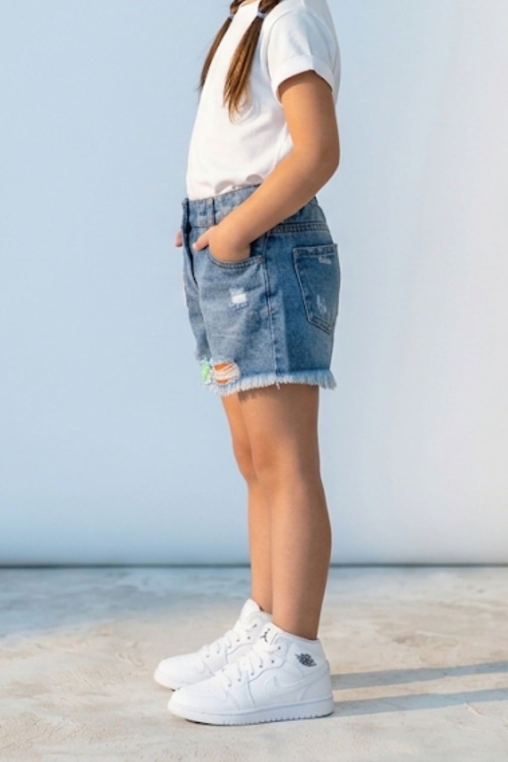Light Blue Denim Shorts with Frayed Hem H981