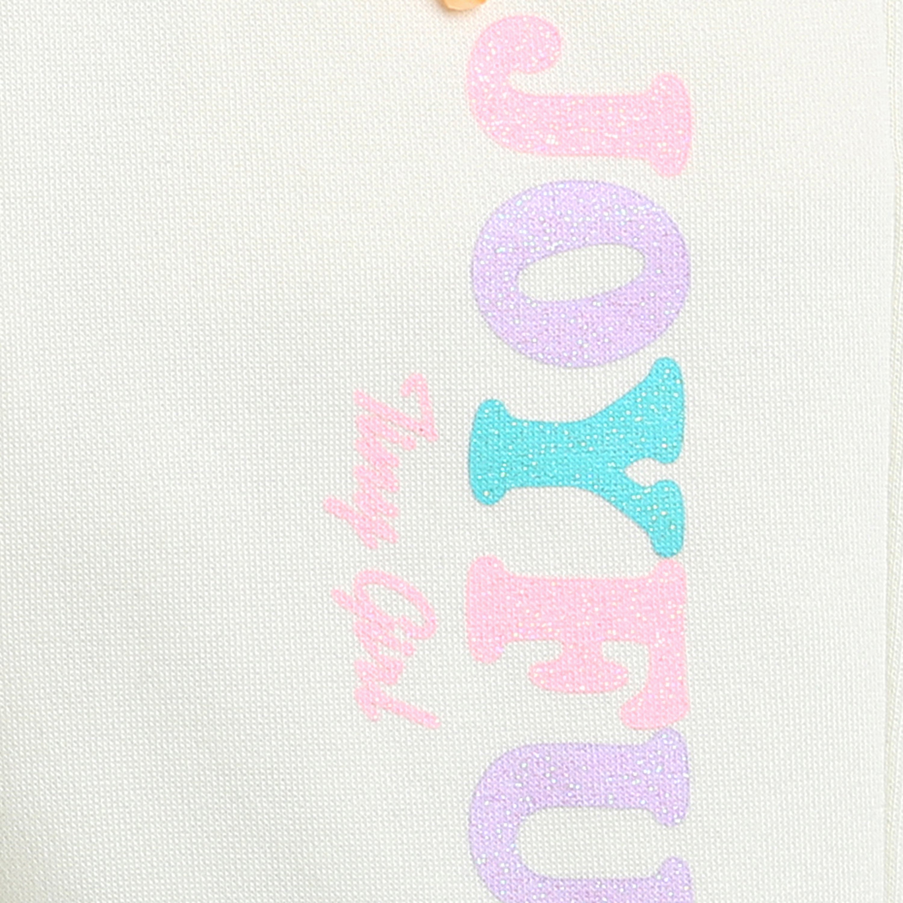 White Joggers – Soft Glow Edition