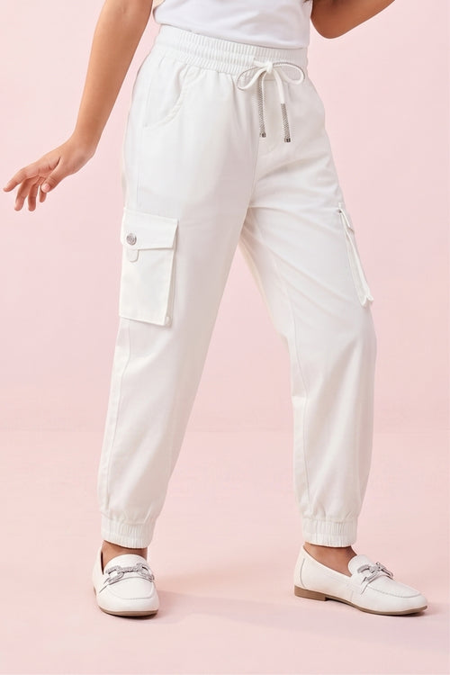 Classic White Cargo Joggers JO0120