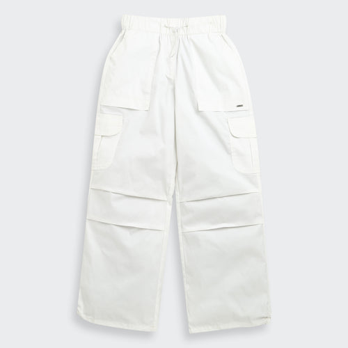 White Cargo Pants – Minimal Luxe Edit