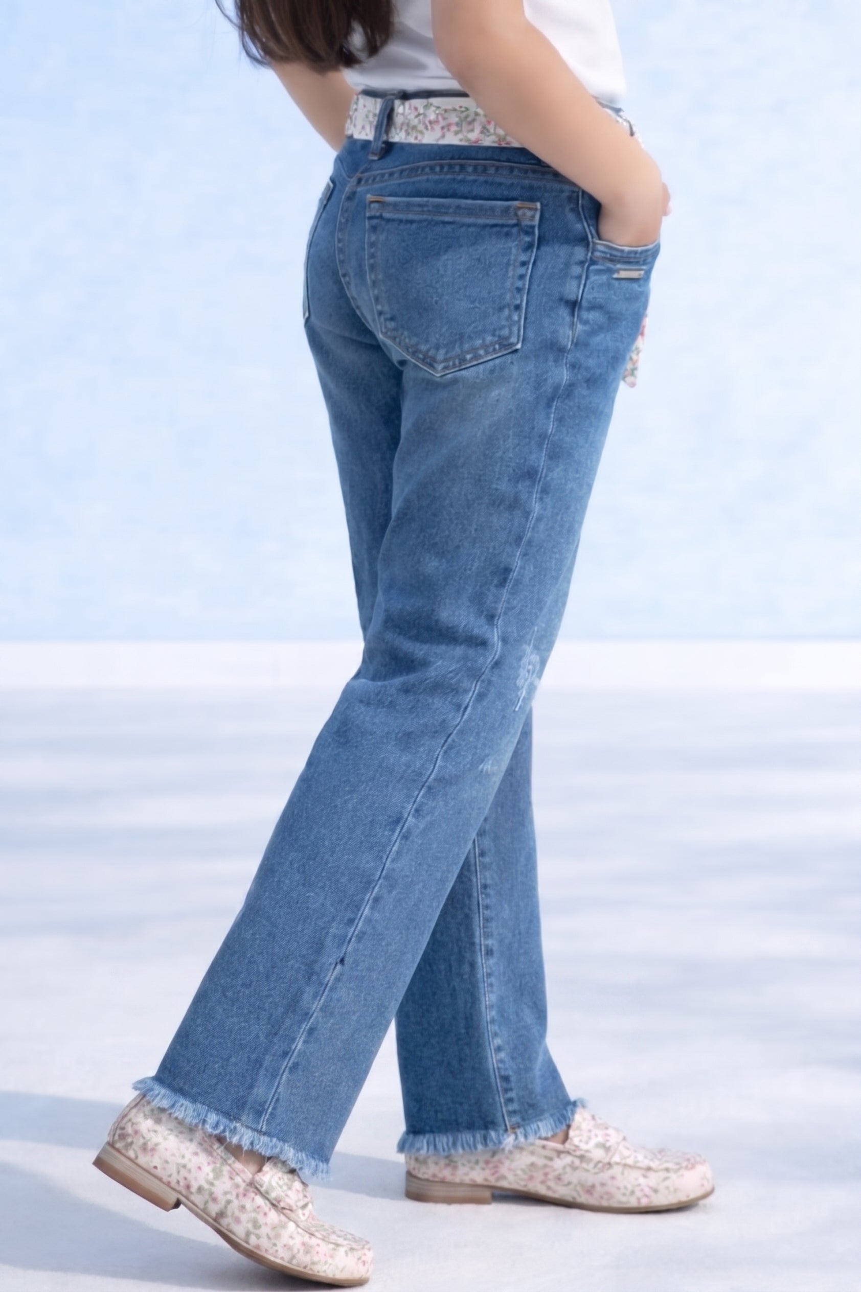 Blue Cropped Straight Fit Jeans P1495