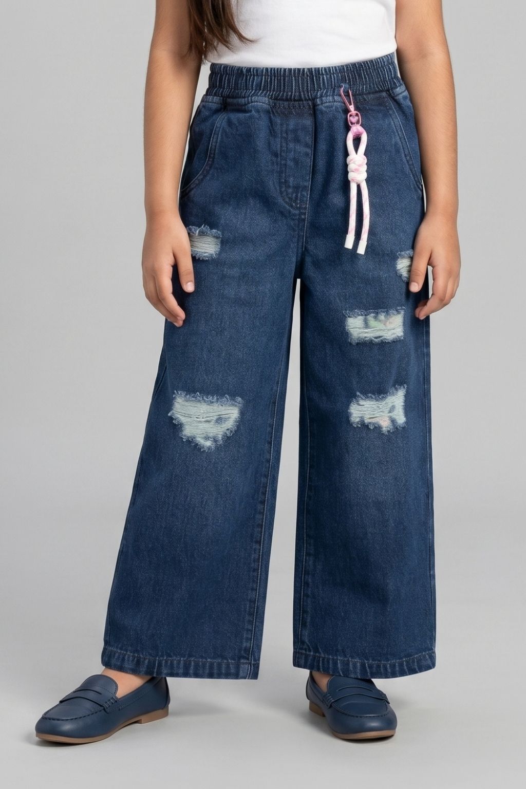 Dark Blue Ripped Relaxed Fit Jeans P1533