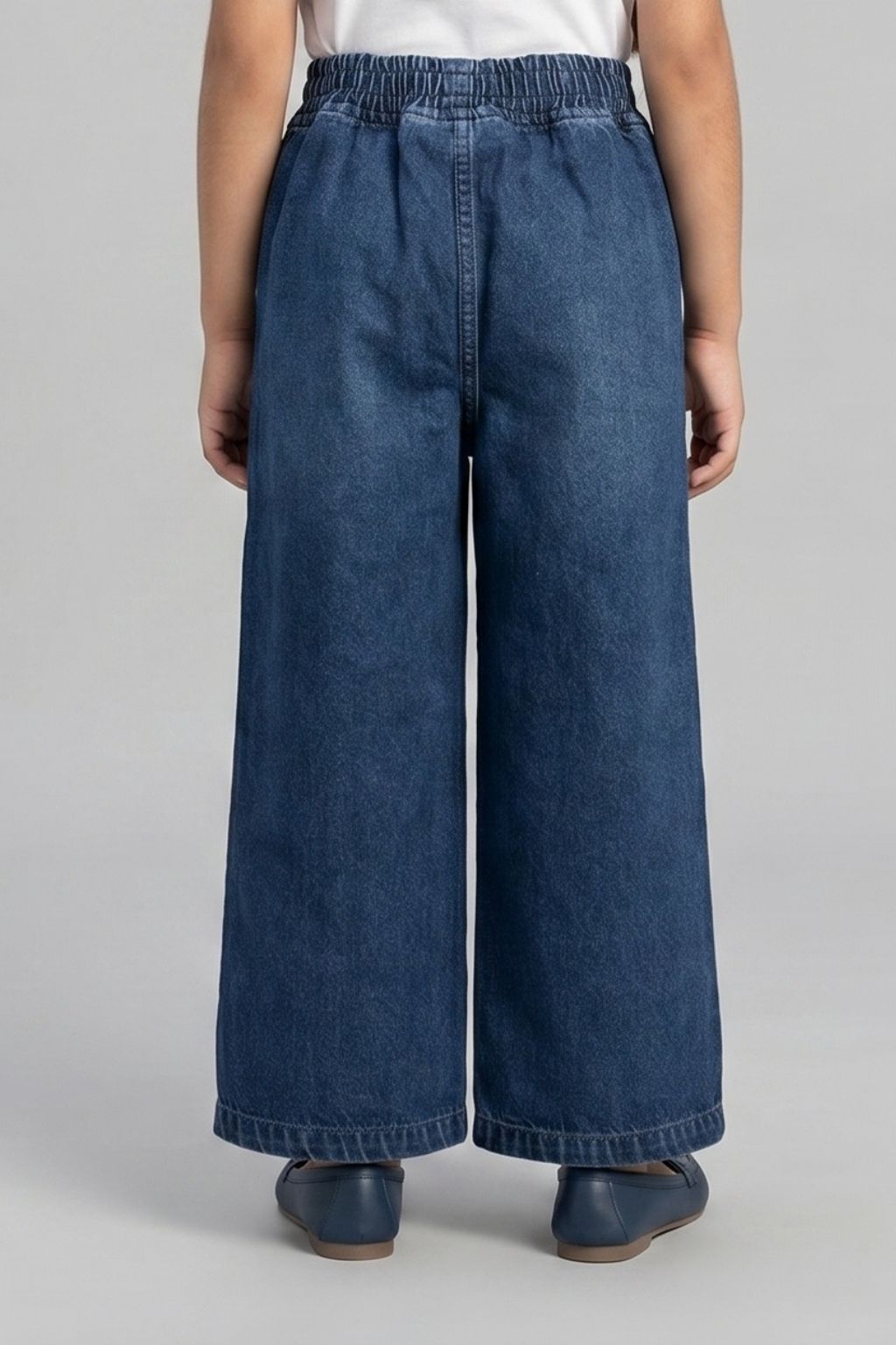Dark Blue Ripped Relaxed Fit Jeans P1533