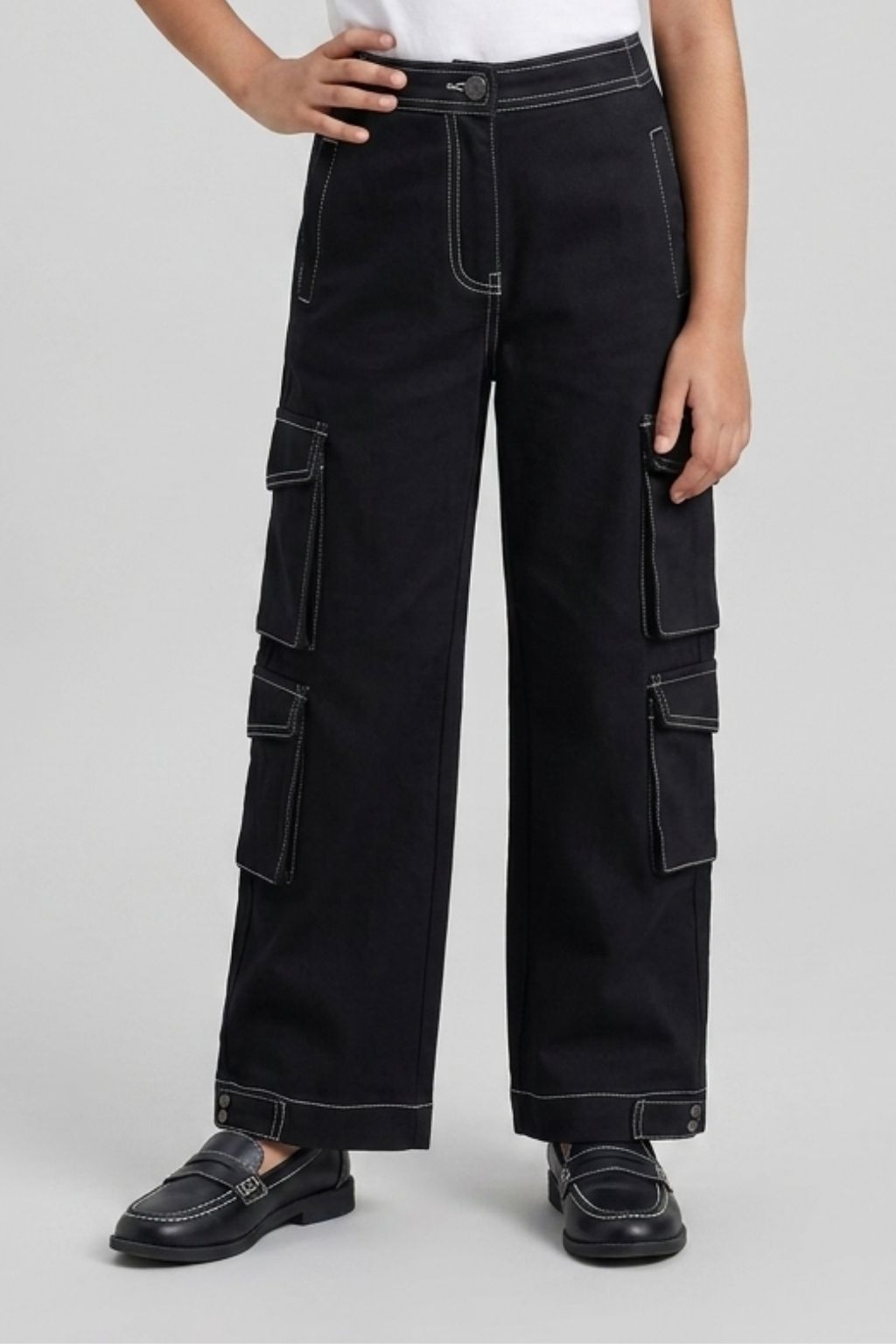 Black Straight Fit Jeans P1597