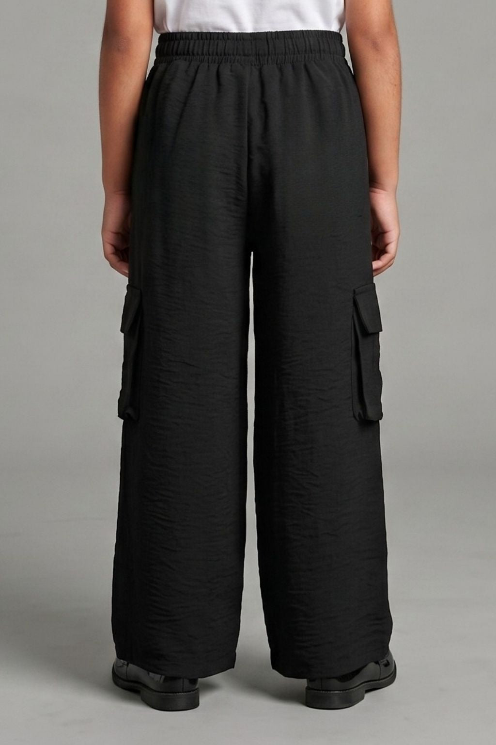 Black Cargo Wide-Leg Pants P1650
