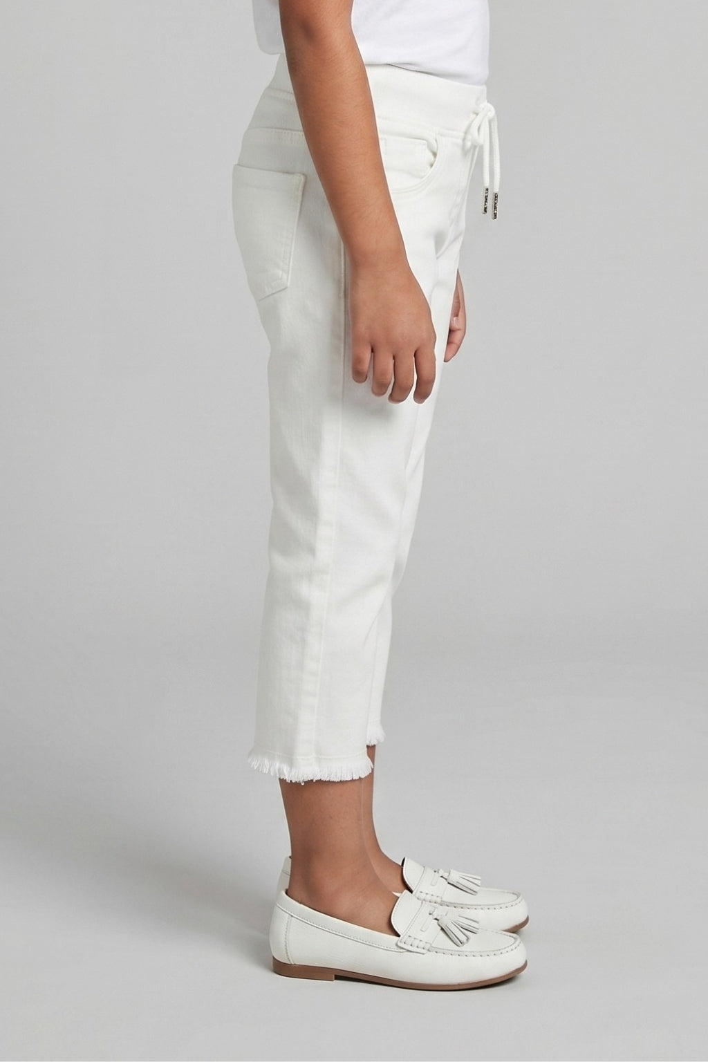 Off-White Stretch Capri Pants PD0058
