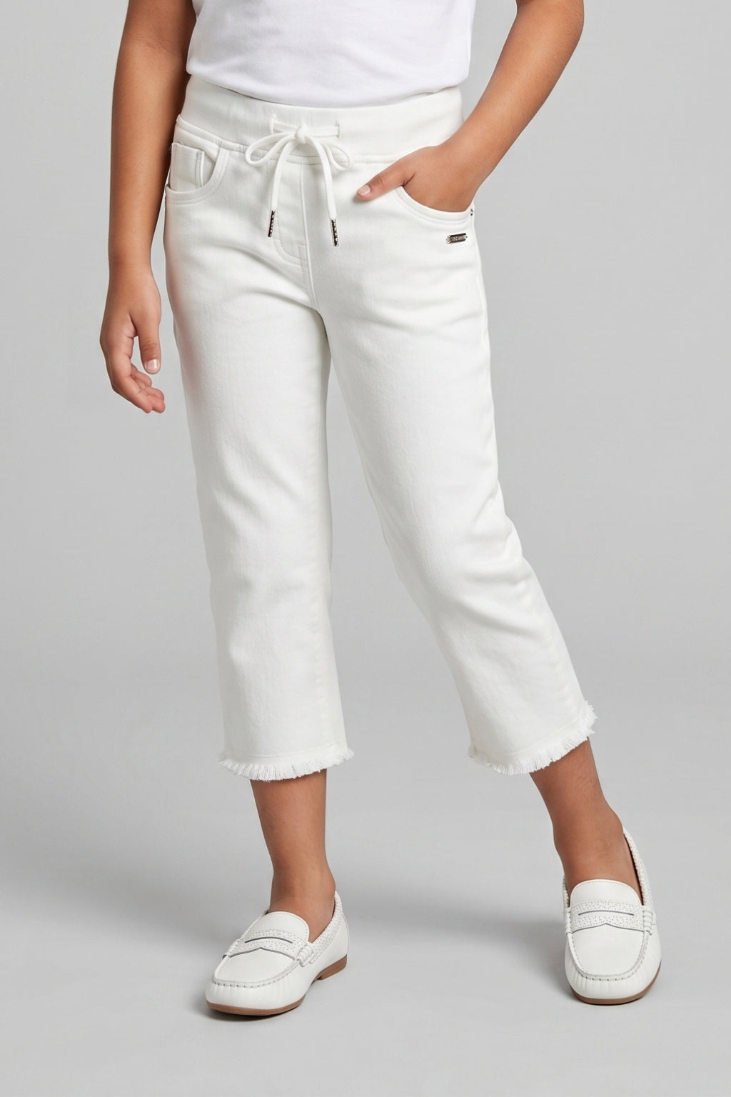 Off-White Stretch Capri Pants PD0058