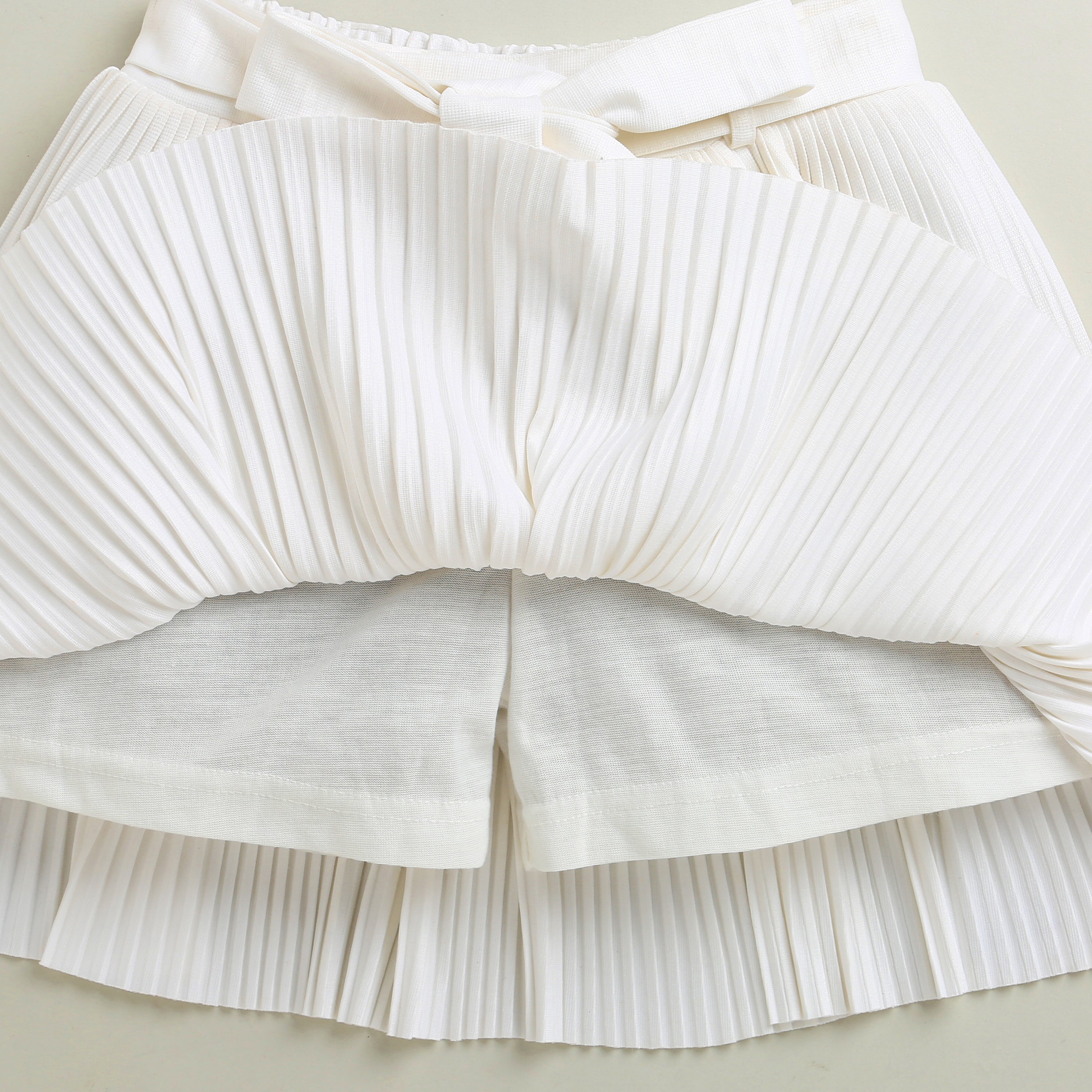 White Pleated Skirt with Bow Tie Waist for Girls S902