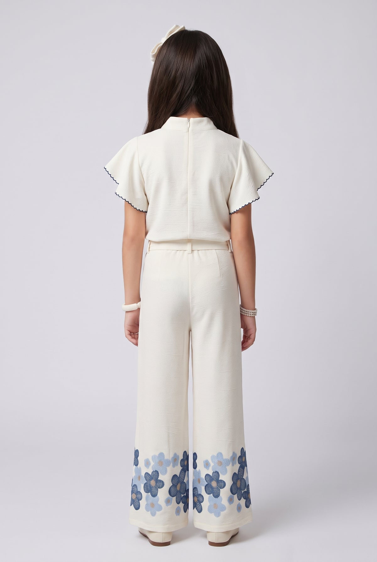 Off-White Blue Floral Flutter Sleeve Top & Wide-Leg Pants Co-Ord 3437