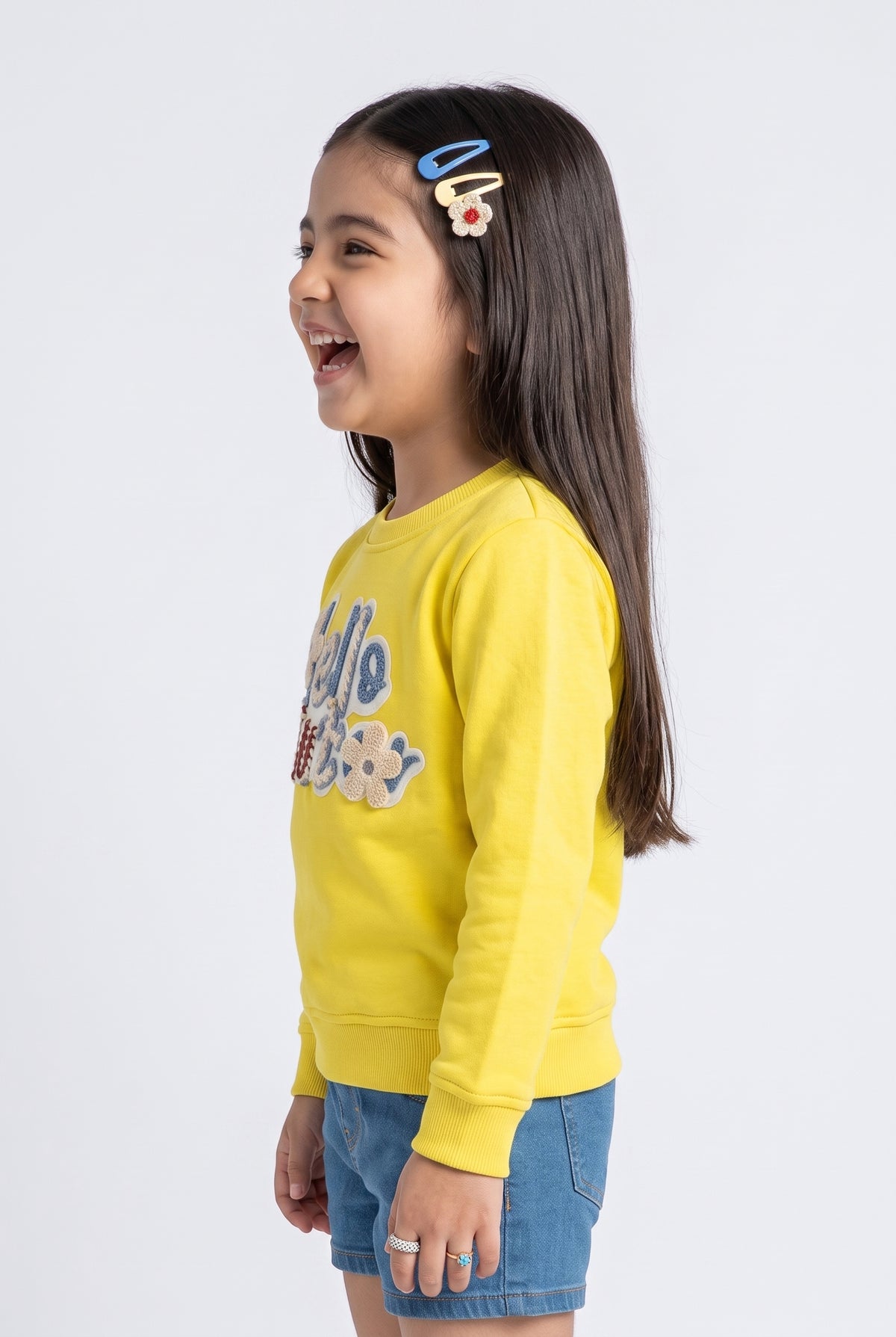 Yellow Hello Winter Graphic Sweatshirt SS1113