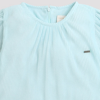 Round Neck Top With Wide Sleeves And Gathers On Neck