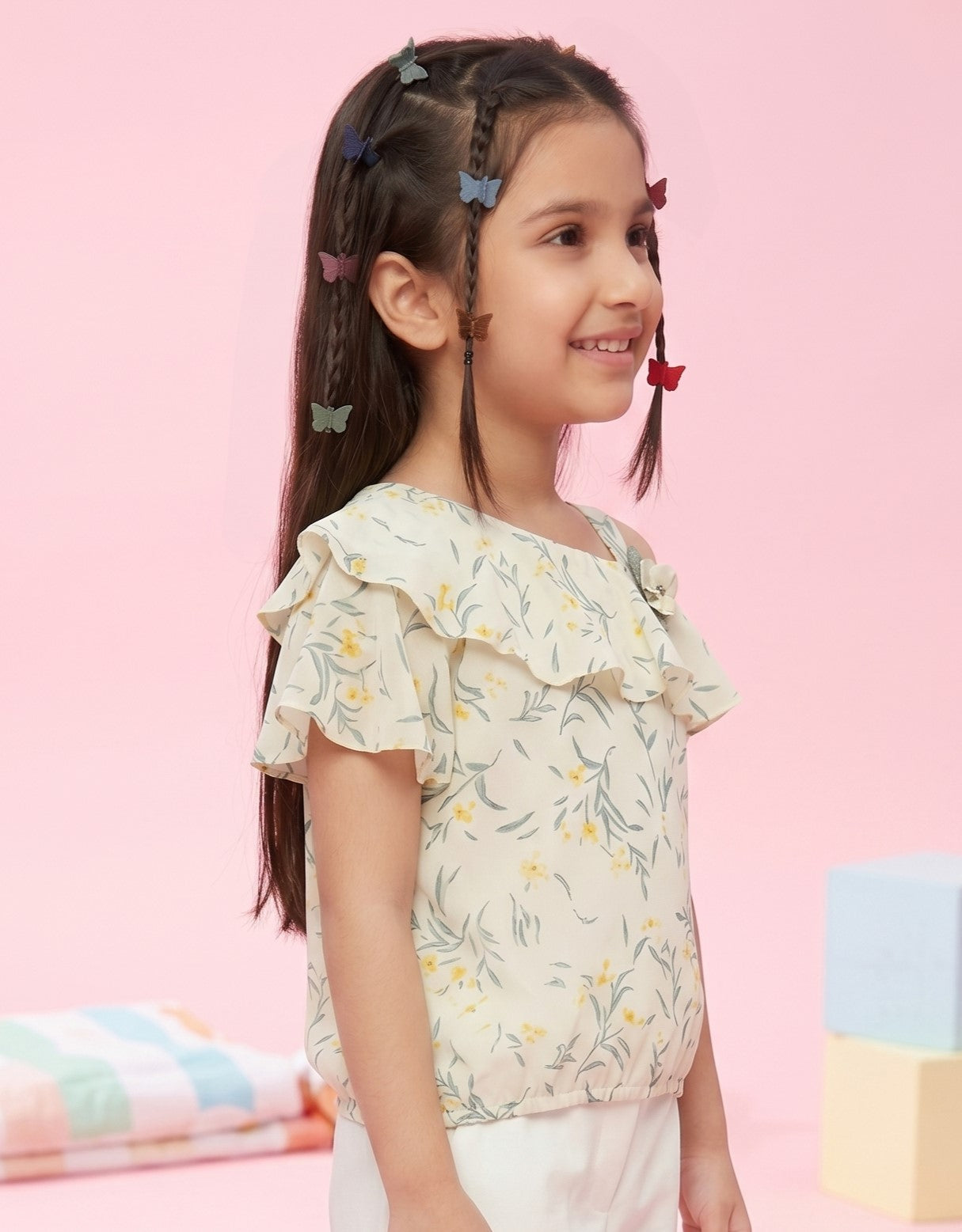 Cream Floral Ruffle Sleeveless Top TG5015