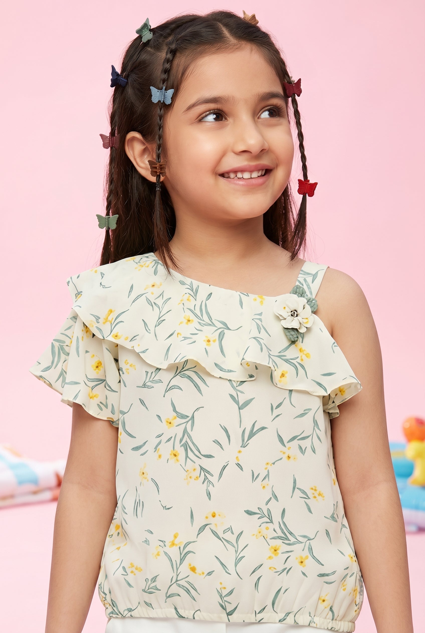 Cream Floral Ruffle Sleeveless Top TG5015