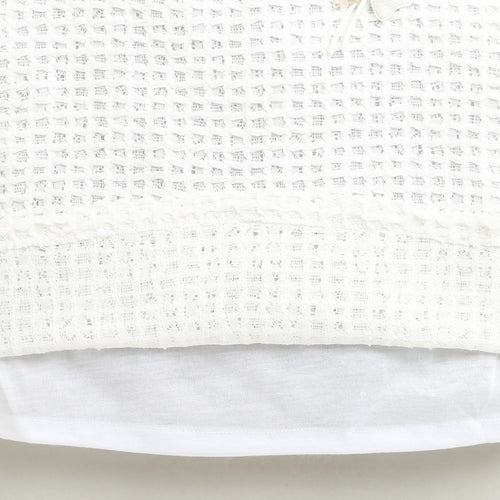 White Textured Sleeveless Top with Floral Applique TG6367