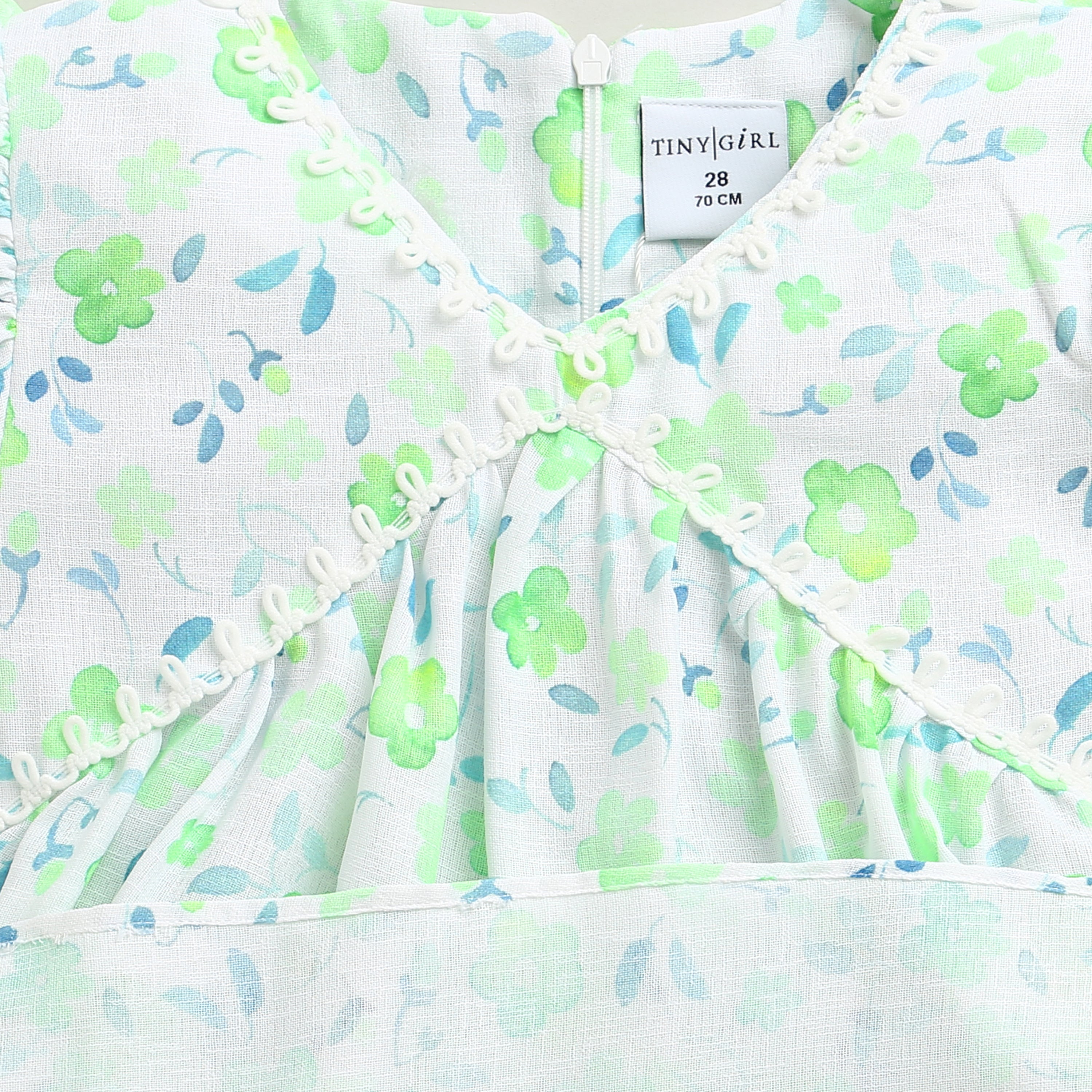 Green Floral Printed Cotton Top with Puff Sleeves TG6380