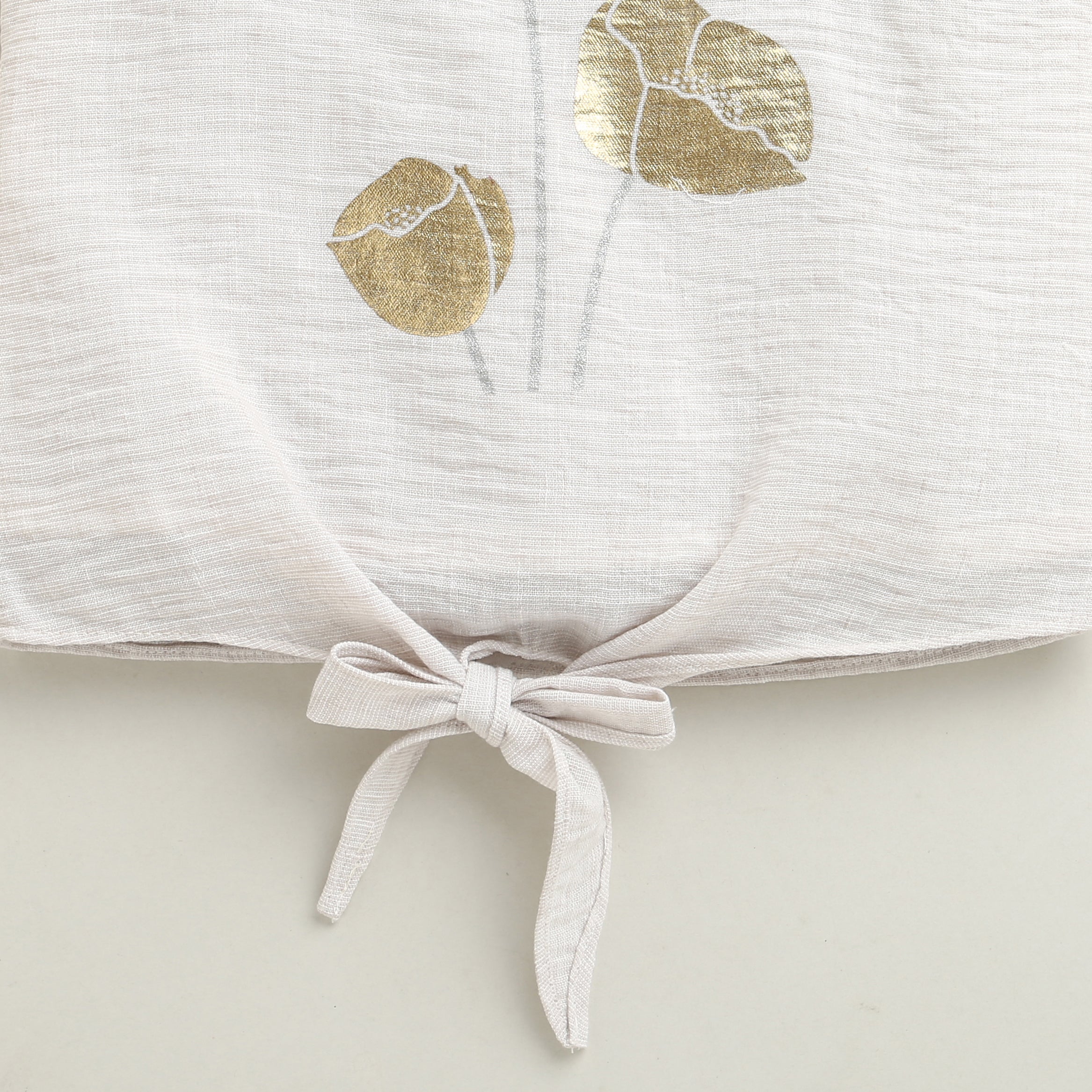 Cream Metallic Floral Tie-Up Top TG6407