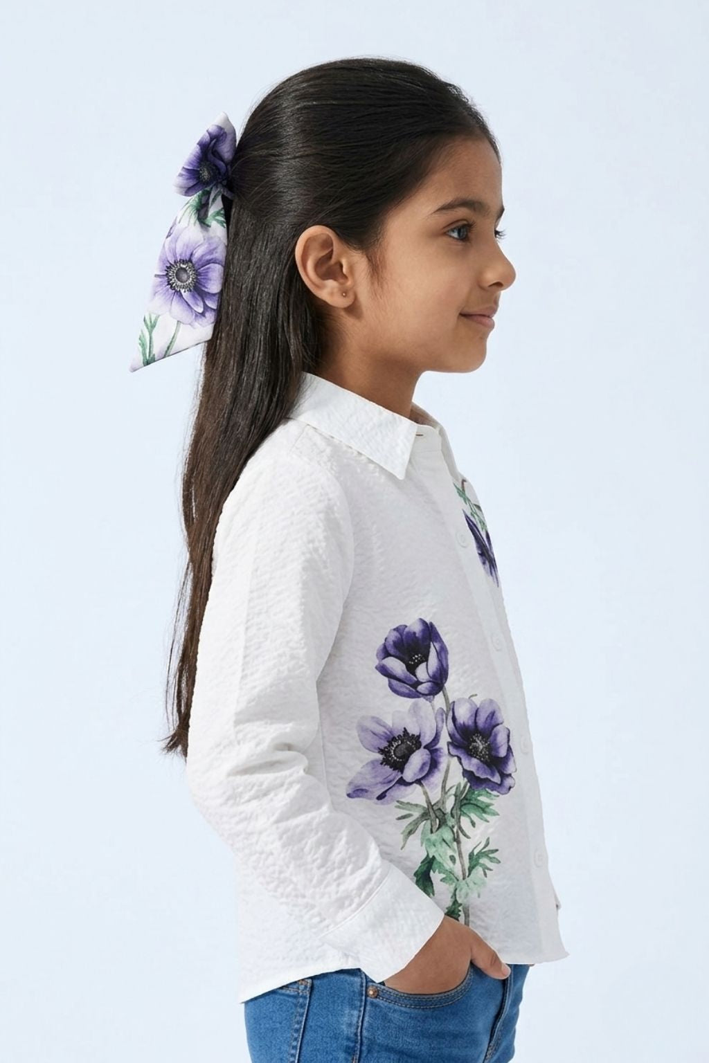 Off White Floral Printed Top With Collar Neck TG6455