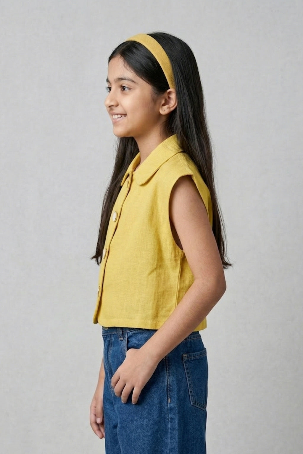 Yellow Sleeveless Collared Crop Shirt TG6544
