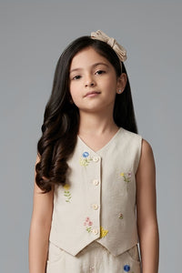 Floral Embroidered Sleeveless Waistcoat Top TG6657