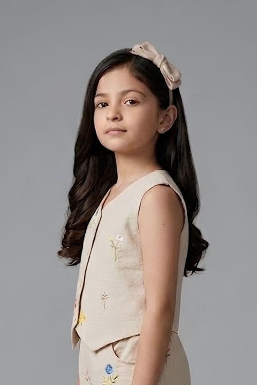 Floral Embroidered Sleeveless Waistcoat Top TG6657