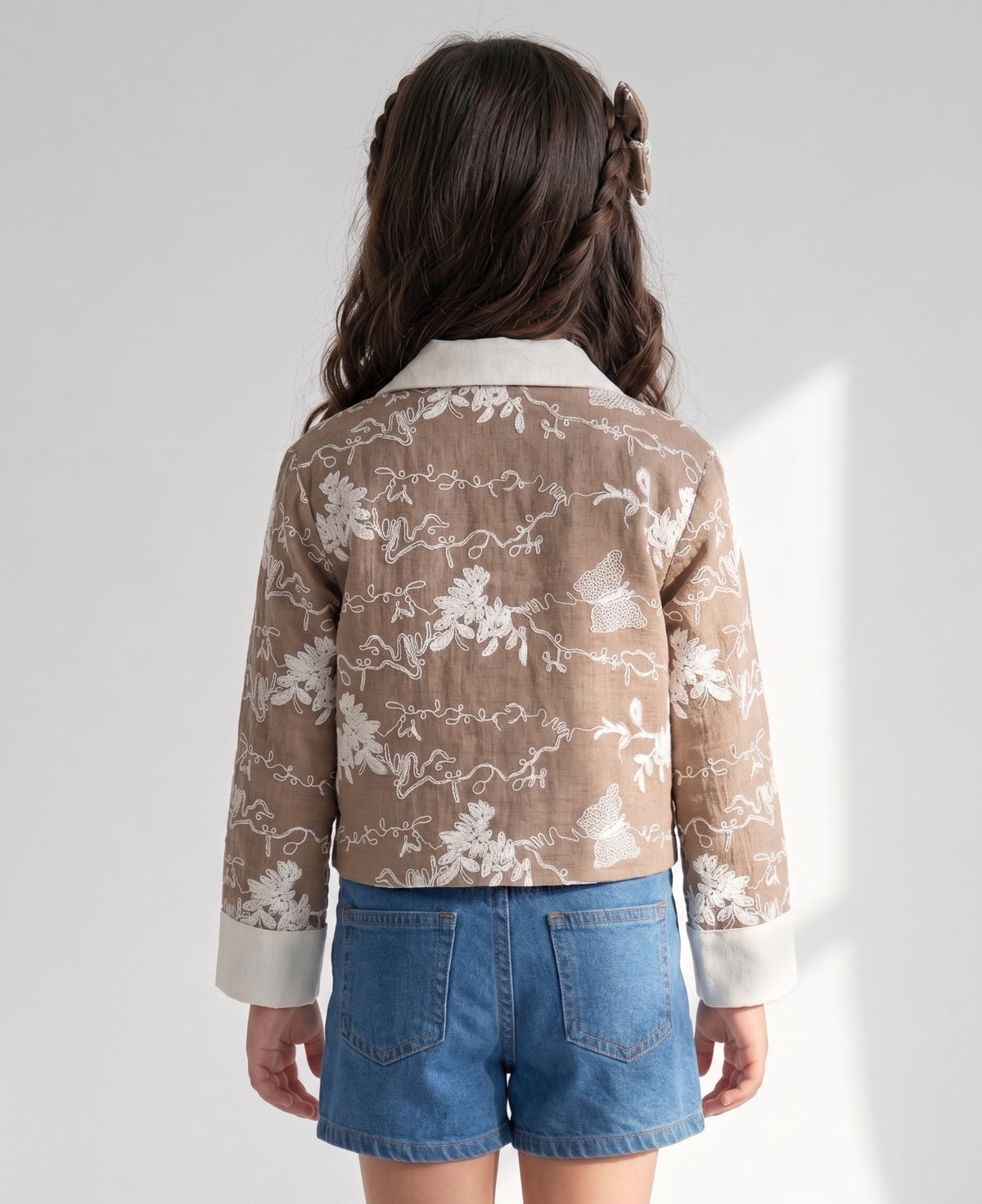 Brown Floral Embroidered Contrast Collar Shirt TG6723