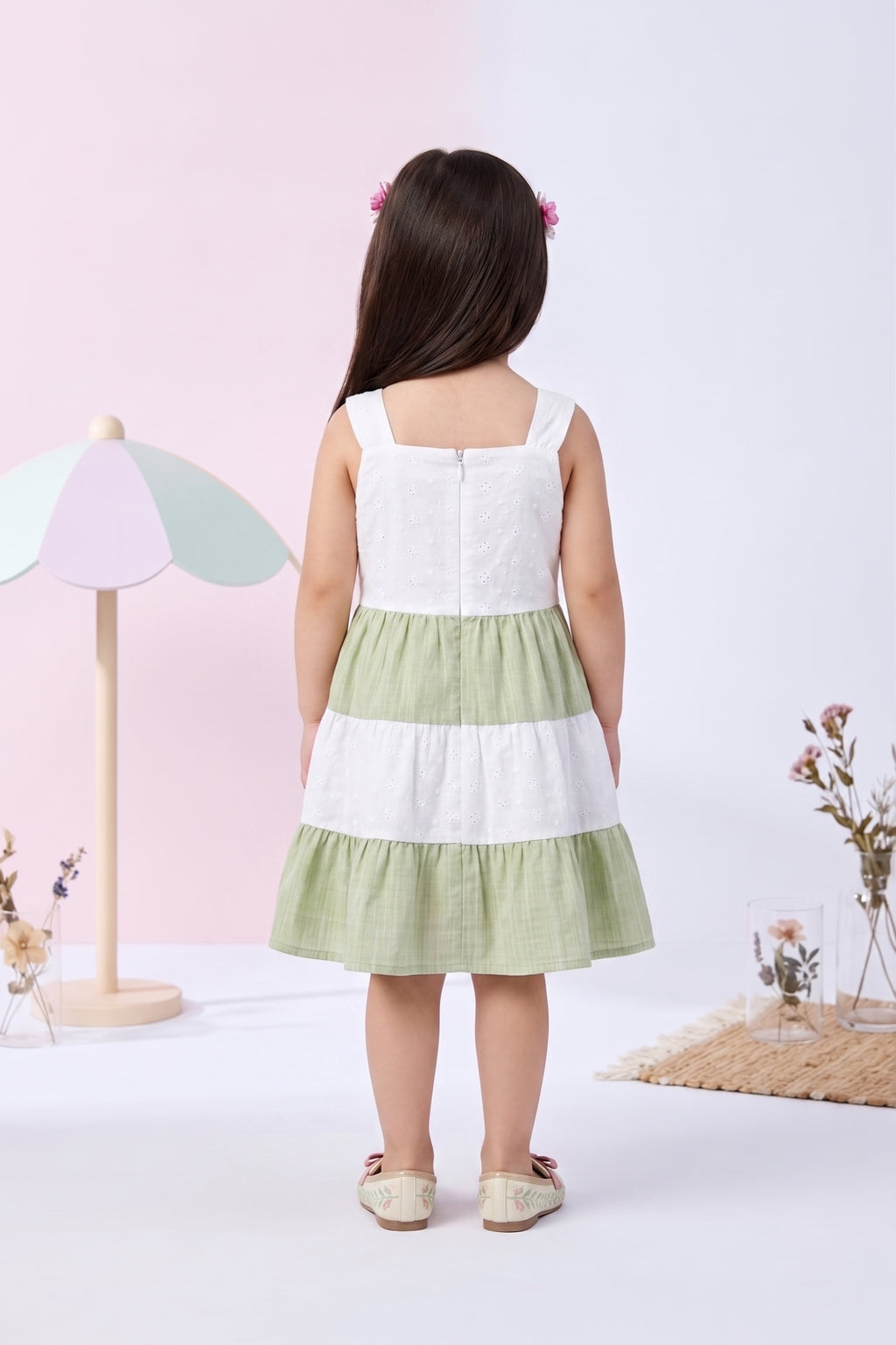 Girls off white Sleeveless Colorblock Tiered Dress TSM30659